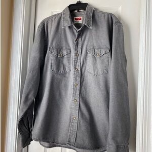 Men’s Wrangler Size XL